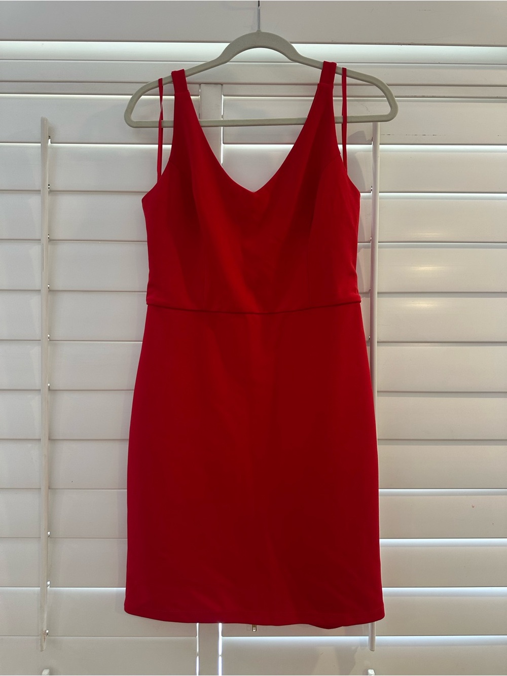 bebe Red V-Neck Sleeveless Midi Dress